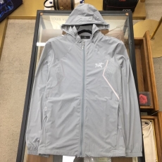 Arcteryx Sunscreen Jacket